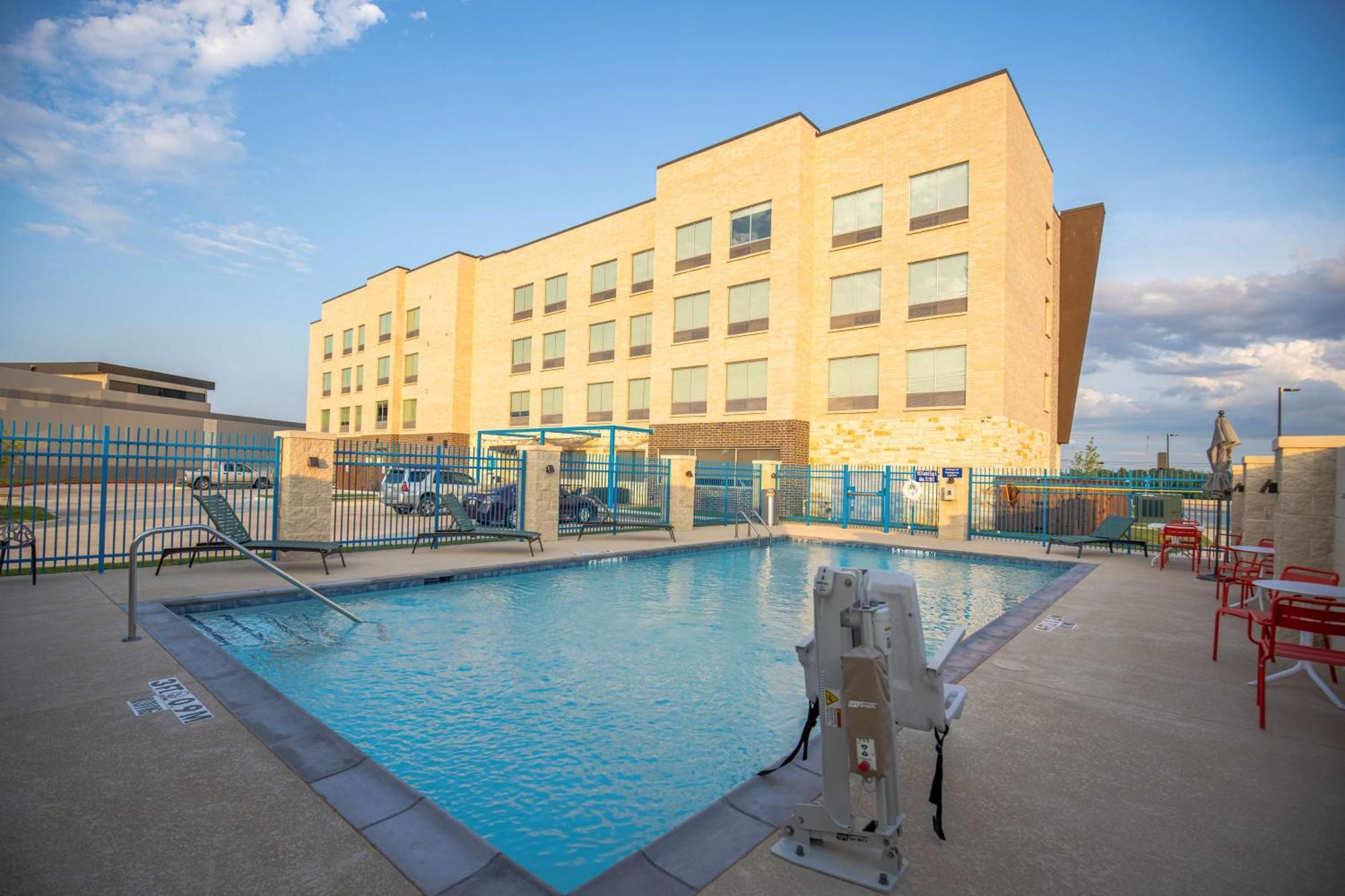 Tru By Hilton Allen Dallas, Tx Exterior photo